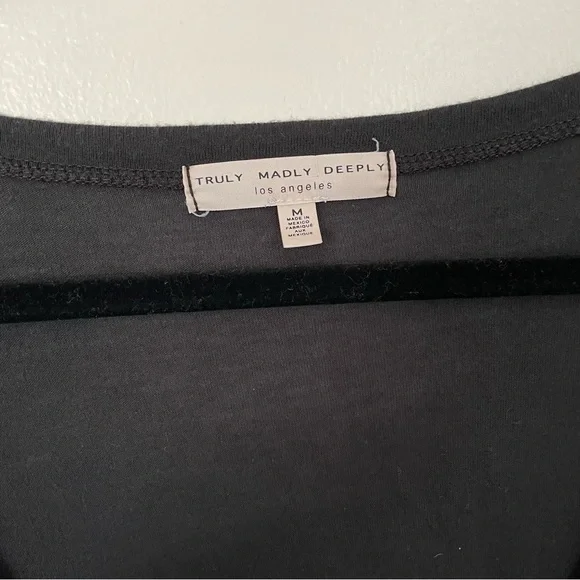 Truly Madly Deeply | Black Deep V-Neck Tee | Size Medium - Picture 6 of 10